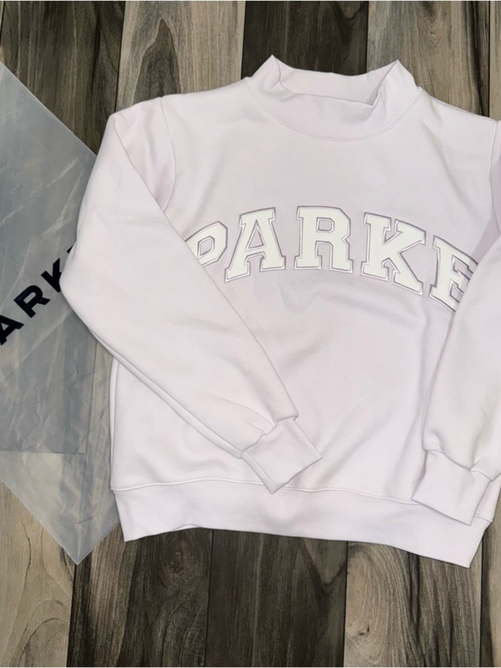 NWT Parke Fleece Lilac + White Varsity MOCKNECK Sweatshirt
VIRAL S/M
